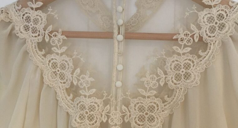 Let og smuk vintage unika