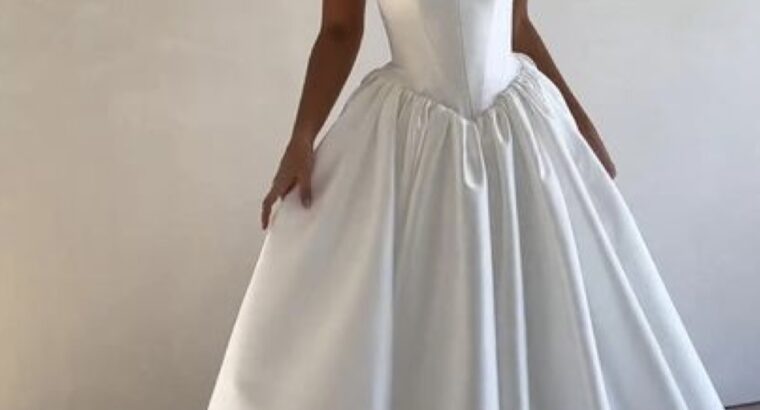 Drop waist brudekjole af Pronovias str 36