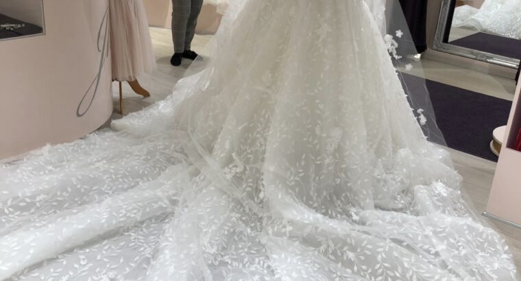 Demetrios brudkjole til salg 34/36