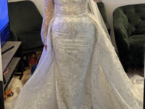 Ubrugt Brudekjole str 38