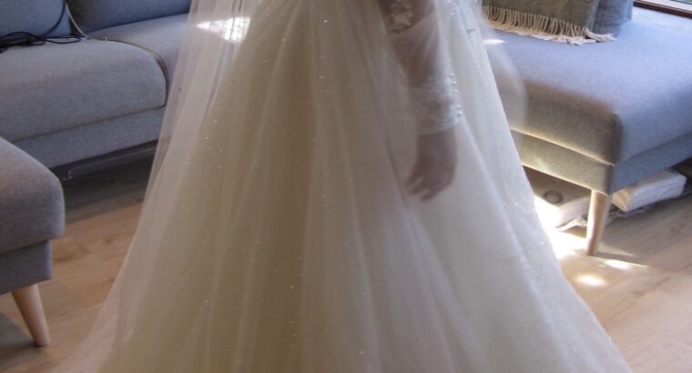 Skræddersyet brudkjole str. 46/48