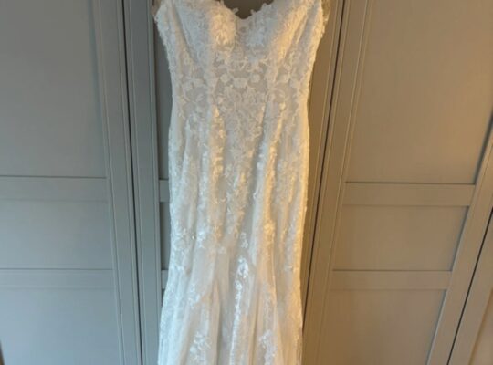 Smuk blonde Brudekjole fra Panayotis str xs/s