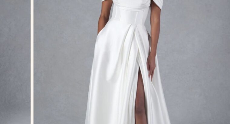 Ubrugt klassisk brudekjole str 36